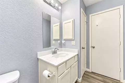 Bath - 23207 Lone Wolf Trl, Spring, TX 77373 photo 5 of 5
