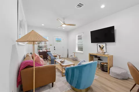 3511 Avenue Q, Galveston, TX 77550