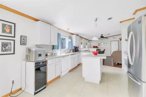 Kitchen - 17659 E Fm 1097 Rd, Willis, TX 77378 photo 1 of 4