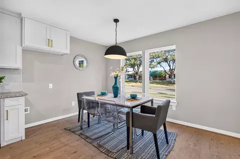 Dining - 202 Jackson Ave, Pasadena, TX 77506 photo 3 of 4