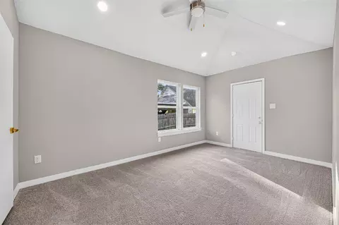 Bedroom - 202 Jackson Ave, Pasadena, TX 77506 photo 9 of 12