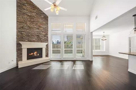 Living - 30703 Eastridge Dr, Spring, TX 77386 photo 3 of 6