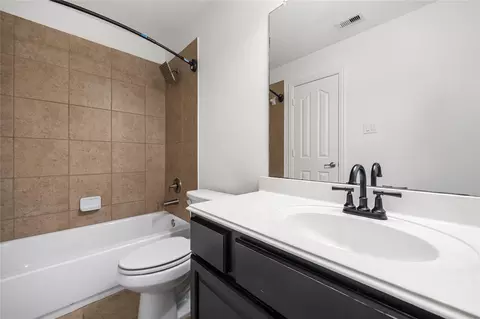 Bath - 30703 Eastridge Dr, Spring, TX 77386 photo 3 of 5