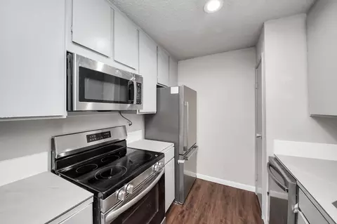 10051 Westpark Dr #272, Houston, TX 77042