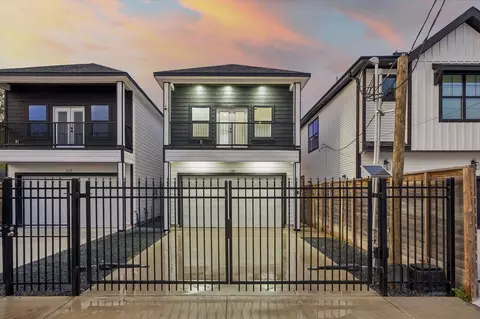 119 E 38th St, Houston, TX 77018