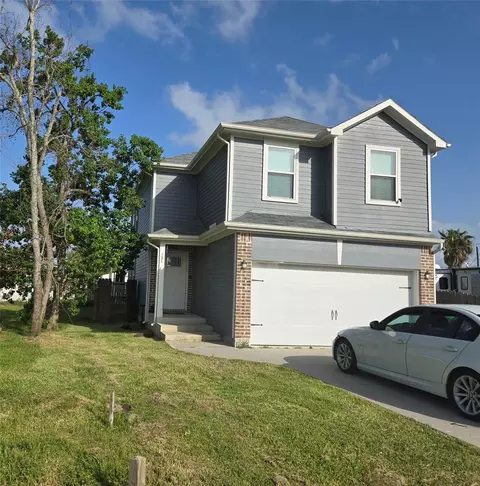 131 Dolphin Hbr N, Baytown, TX 77523