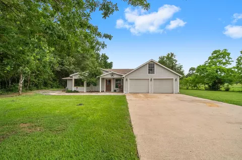 347 Myrow Rd, Livingston, TX 77351