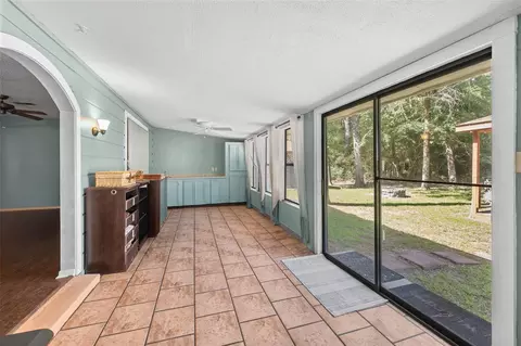 Entry Way - 37 Spreading Oak, Trinity, TX 75862 photo 2 of 3