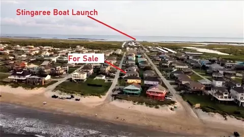 956 S Redfish St, Crystal Beach, TX 77650