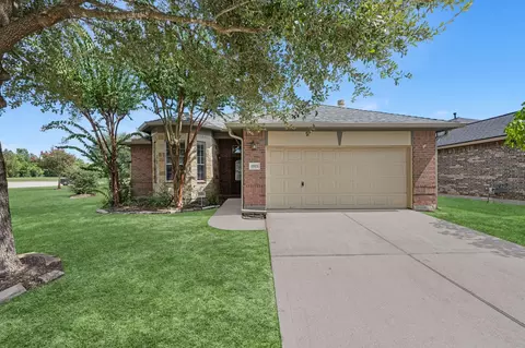 Exterior - 1922 Vale Haven Dr, Spring, TX 77373 photo 1 of 5