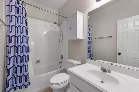 Bath - 1922 Vale Haven Dr, Spring, TX 77373 photo 4 of 4