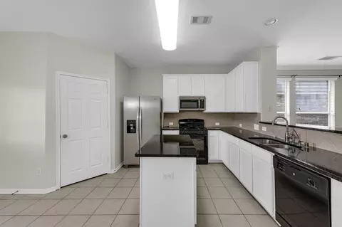 Kitchen - 1922 Vale Haven Dr, Spring, TX 77373 photo 3 of 4