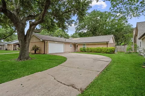 5123 Crystal Bay Dr, Houston, TX 77084