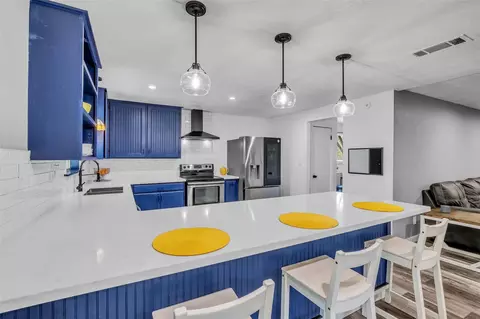 Kitchen - 7476 S Fork Dr, Conroe, TX 77303 photo 3 of 6