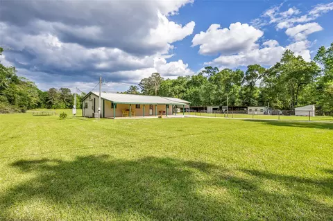 7476 S Fork Dr, Conroe, TX 77303