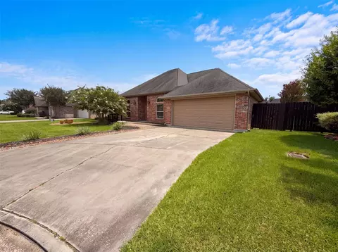 7945 Laurelwood St, Beaumont, TX 77707