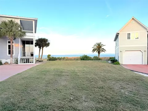 18 Old Cottage Beach Dr, Fulton, TX 78382