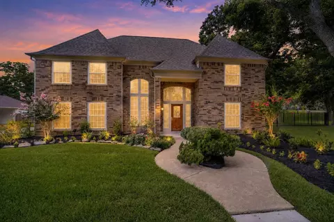 75 Stalybridge St, Sugar Land, TX 77479