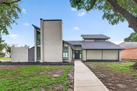 12530 Olympia Dr, Houston, TX 77077