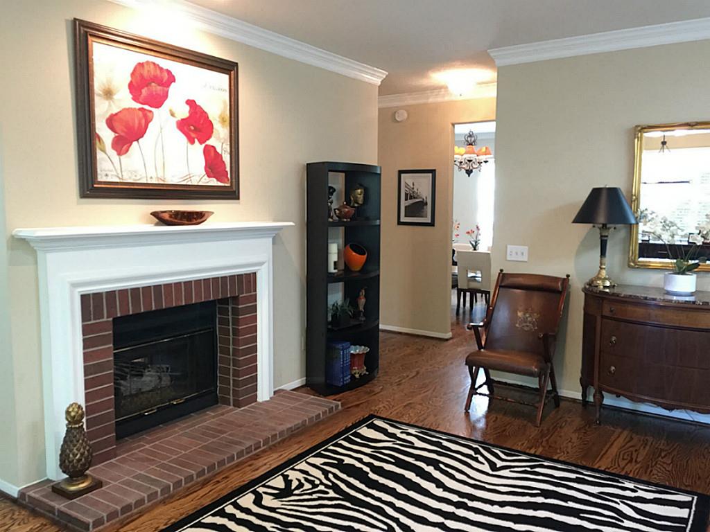 106 Log Tram Ct, Spring, TX 77382 photo 1