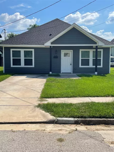 430 Shamrock St, Beaumont, TX 77701