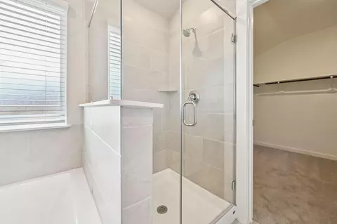 Bath - 14020 Granger Pointe Ln, Conroe, TX 77302 photo 4 of 5