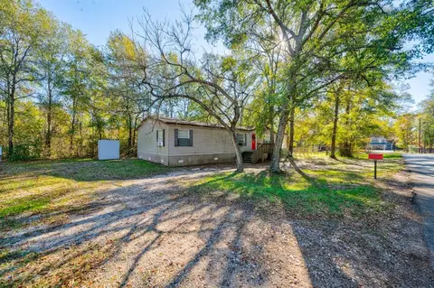 21743 Walker Dr, Conroe, TX 77306 photo 1