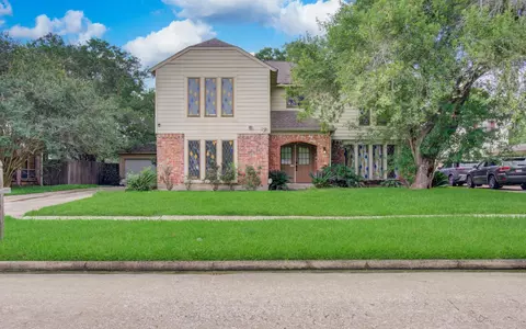 14907 Penn Hills Ln, Houston, TX 77062