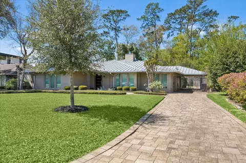 623 Pinehaven Dr, Houston, TX 77024