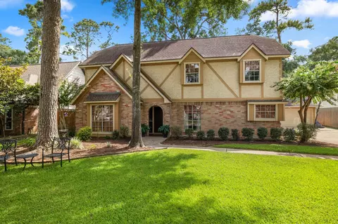 Exterior - 17627 Forest Mist Dr, Spring, TX 77379 photo 2 of 4