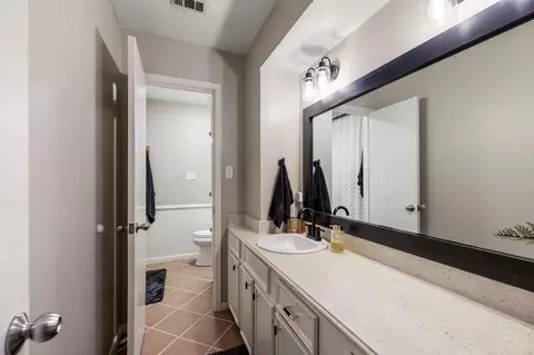 Bath - 17627 Forest Mist Dr, Spring, TX 77379 photo 4 of 4