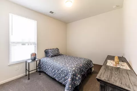 Bedroom - 2012 Elkington Cir, Conroe, TX 77304 photo 5 of 7