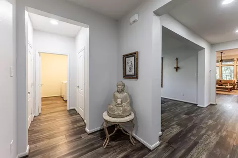 Entry Way - 2012 Elkington Cir, Conroe, TX 77304 photo 2 of 3