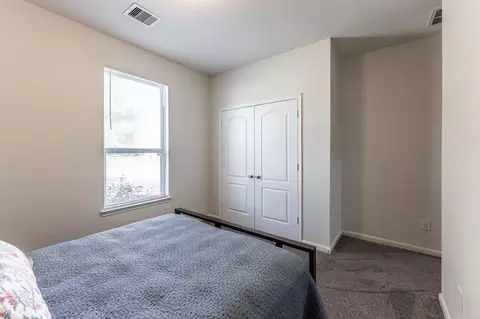 Bedroom - 2012 Elkington Cir, Conroe, TX 77304 photo 4 of 7