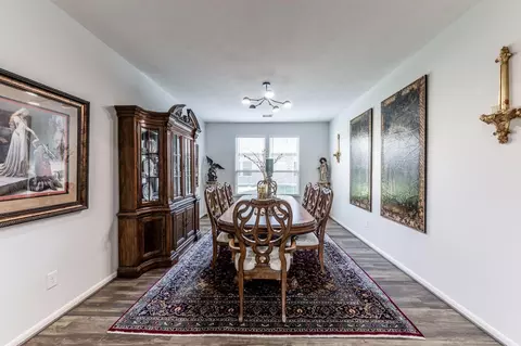 Dining - 2012 Elkington Cir, Conroe, TX 77304 photo 2 of 9
