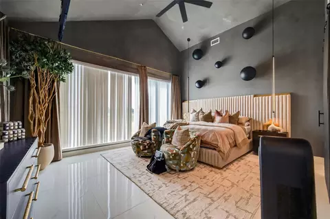 Bedroom - 3227 River Bend Dr, Rosenberg, TX 77471 photo 8 of 10