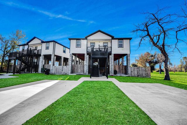 618 Maple Way #A-B, Houston, TX 77015