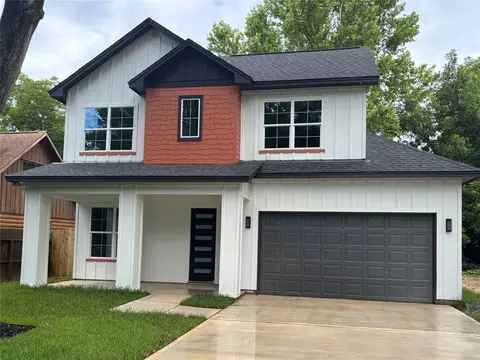 105 Mc Phail St # A, Tomball, TX 77375