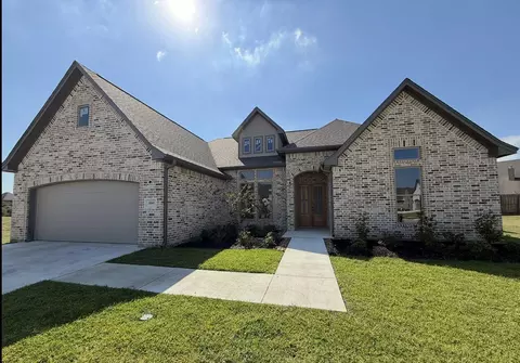 3541 Lily Ln, Beaumont, TX 77713