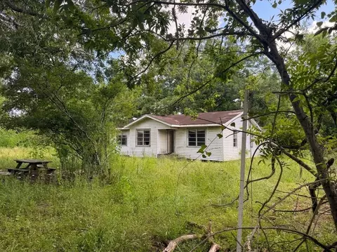 174 Bailey Rd, Angleton, TX 77515 photo 2
