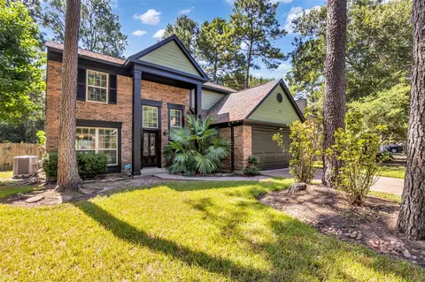 15 E Stony Bridge Cir, The Woodlands, TX 77381