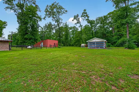 Exterior - 2181 Stringtown Rd, Shepherd, TX 77371 photo 13 of 20