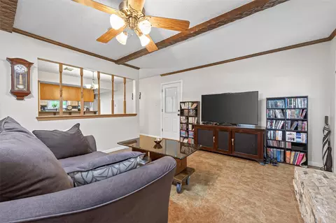 Living - 2181 Stringtown Rd, Shepherd, TX 77371 photo 1 of 1
