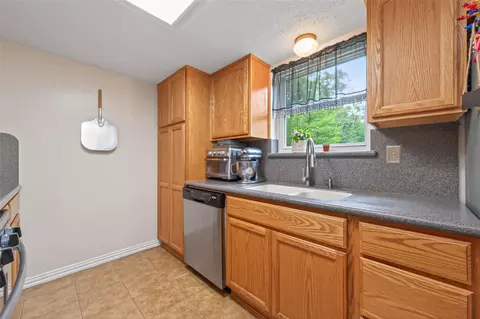 Kitchen - 2181 Stringtown Rd, Shepherd, TX 77371 photo 1 of 3