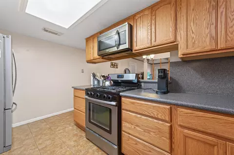 Kitchen - 2181 Stringtown Rd, Shepherd, TX 77371 photo 2 of 3