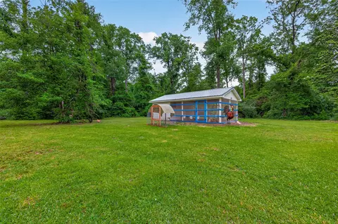 Exterior - 2181 Stringtown Rd, Shepherd, TX 77371 photo 10 of 20