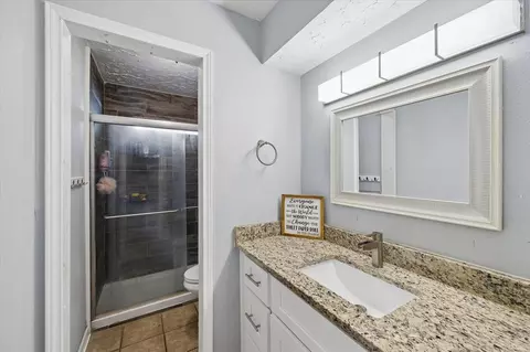 Bath - 23115 Stepinwolf Ln, Spring, TX 77373 photo 1 of 3