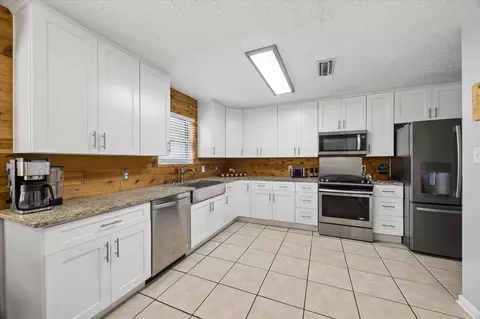 Kitchen - 23115 Stepinwolf Ln, Spring, TX 77373 photo 1 of 2