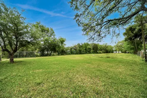 703 North Rd, Baytown, TX 77521
