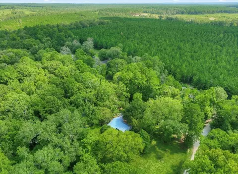 1169 Hidden Valley Rd, Livingston, TX 77351